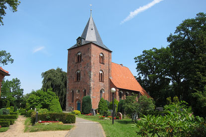 Friedhof St. Georg Genin - Copyright: Ev.-Luth. Kirchenkreis Lübeck-Lauenburg